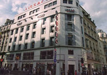 &agrave; la Ville de Paris