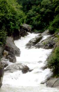 chanter l'eau du torrent