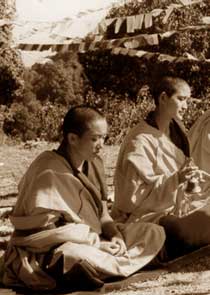 nuns tibetans